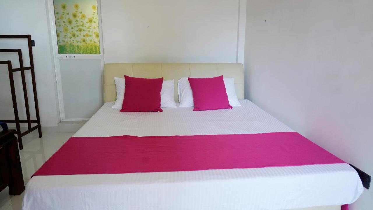 Sea Bay Inn Tangalle Exterior photo