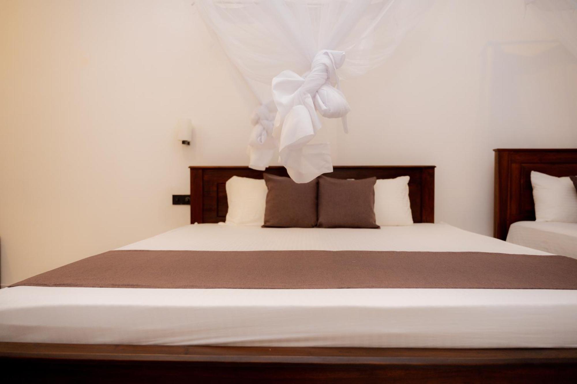 Sea Bay Inn Tangalle Exterior photo