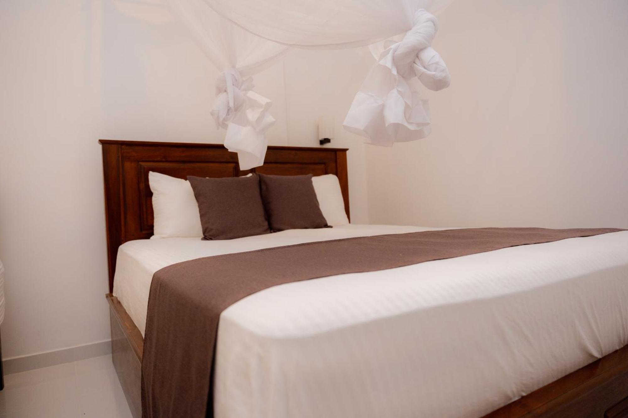 Sea Bay Inn Tangalle Exterior photo