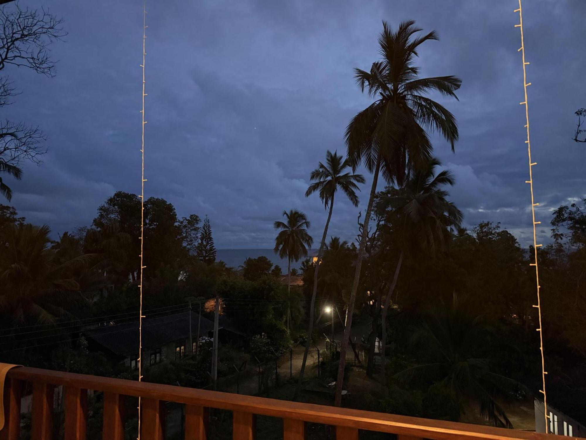 Sea Bay Inn Tangalle Exterior photo